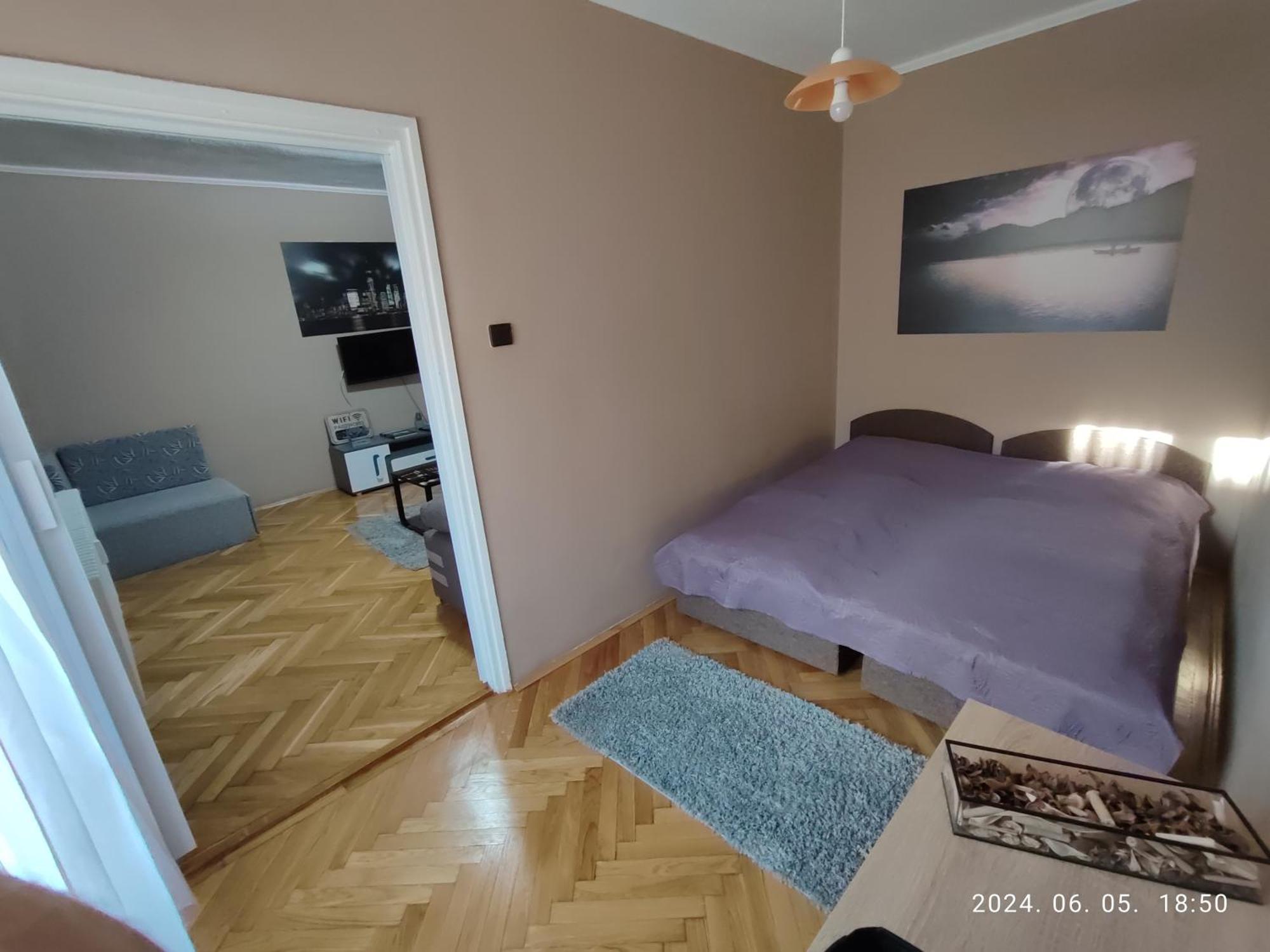 Startpont Apartman Pécs Exterior foto